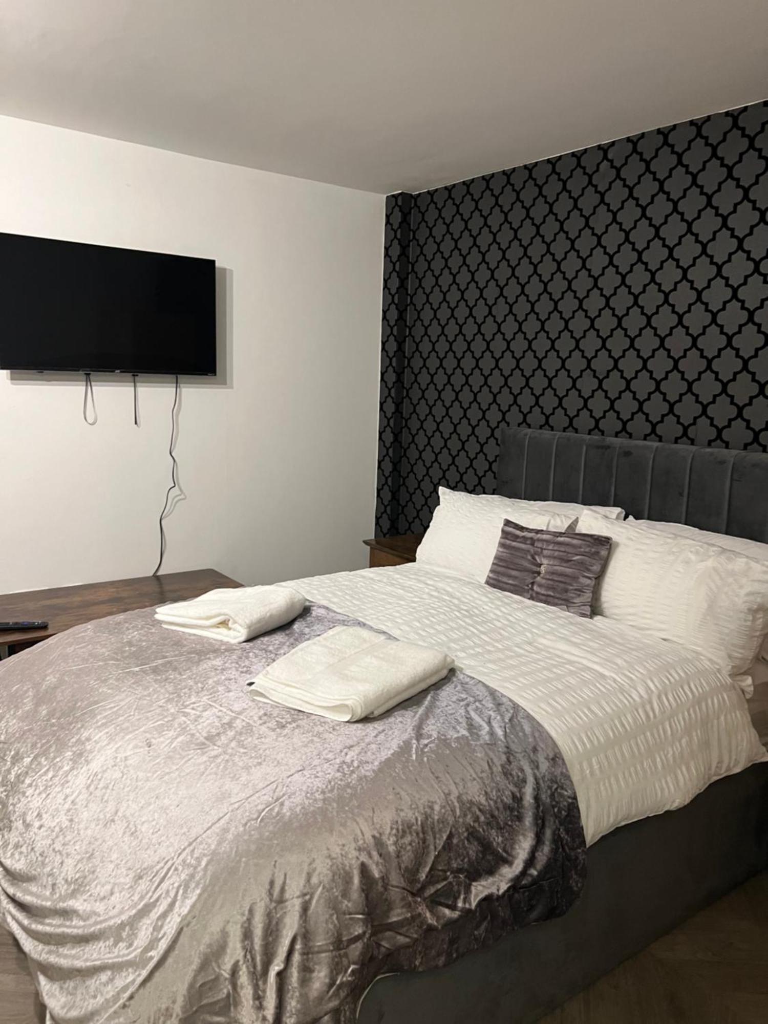 Studio Apartment Манчестер Экстерьер фото