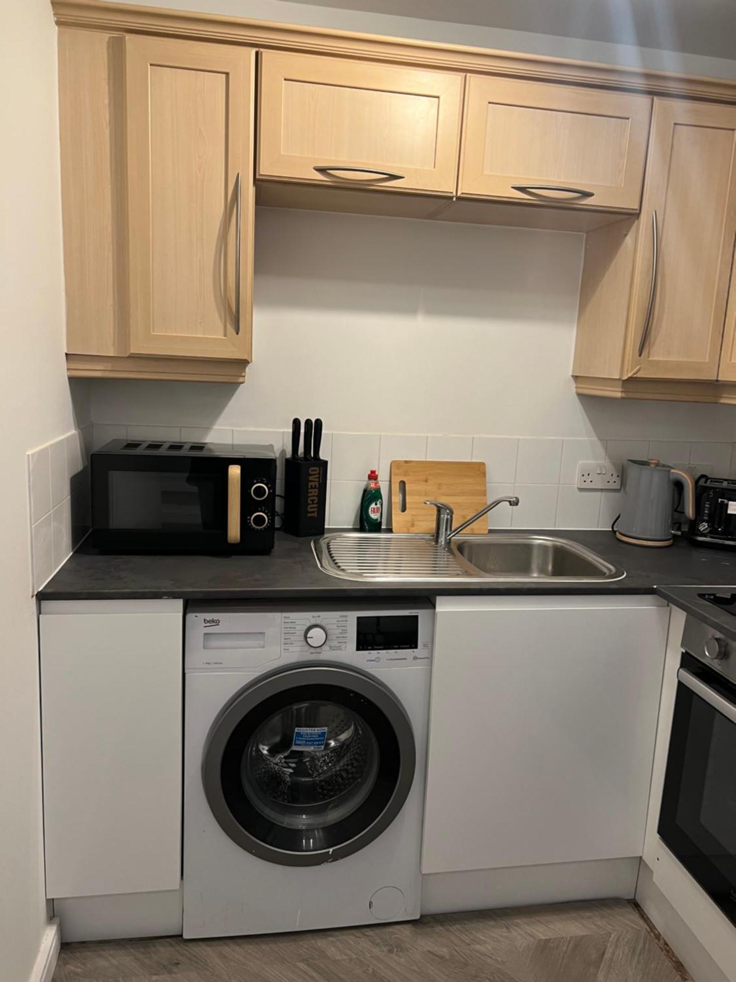 Studio Apartment Манчестер Экстерьер фото